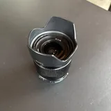 Объектив Sony 28 мм f/2.0 3
