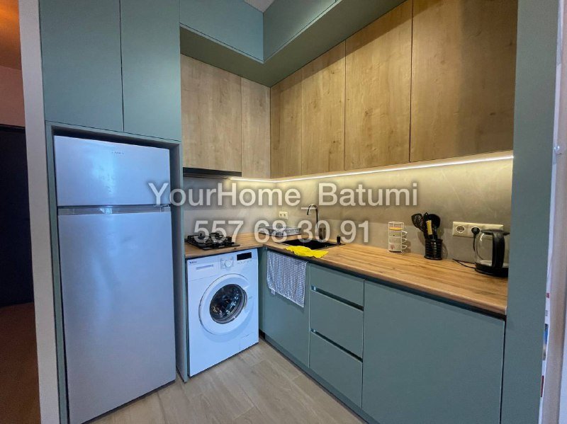 Квартира в Батуми, 1 спальня, 50 м², аренда 3