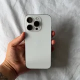 iPhone 16 Pro — 256 GB 3