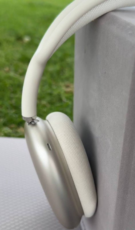 Наушники Apple AirPods Max оттенок Starlight 3