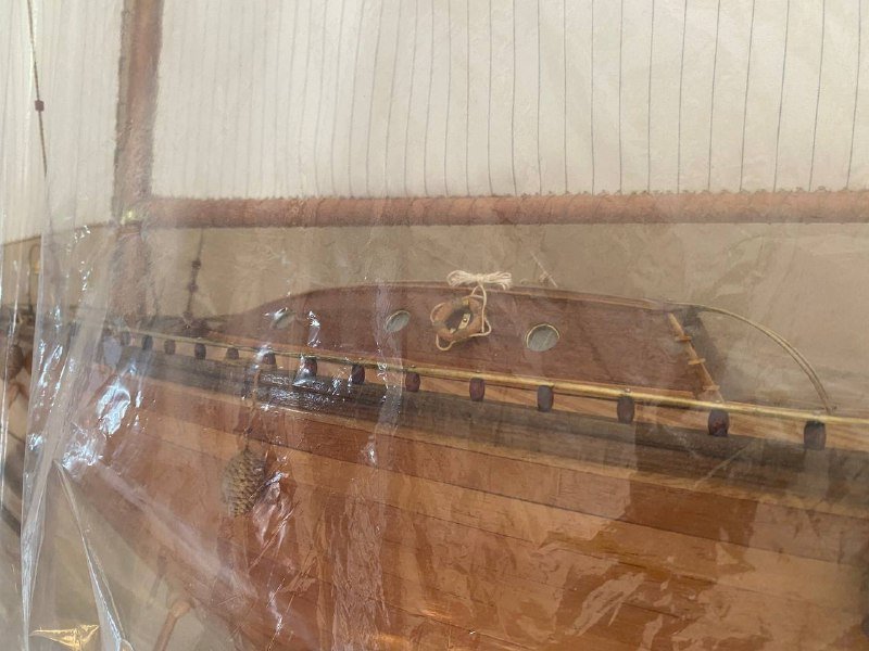 Раритетная модель деревянной парусной лодки 2