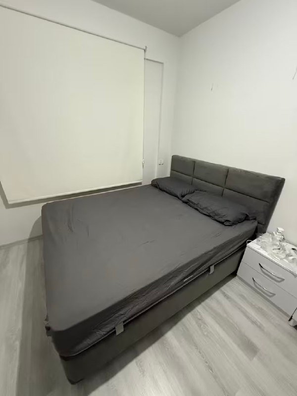 Простынь на резинке 200см х 220см