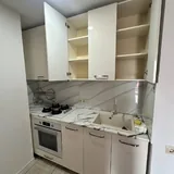 Кухня, шкафы, зеркало, кровать 1
