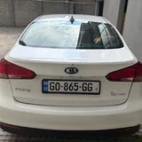 Kia Forte LX 2.0 2