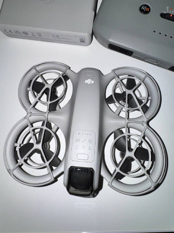 Дрон Dji Neo Fly more combo с комплектом аксессуаров 2