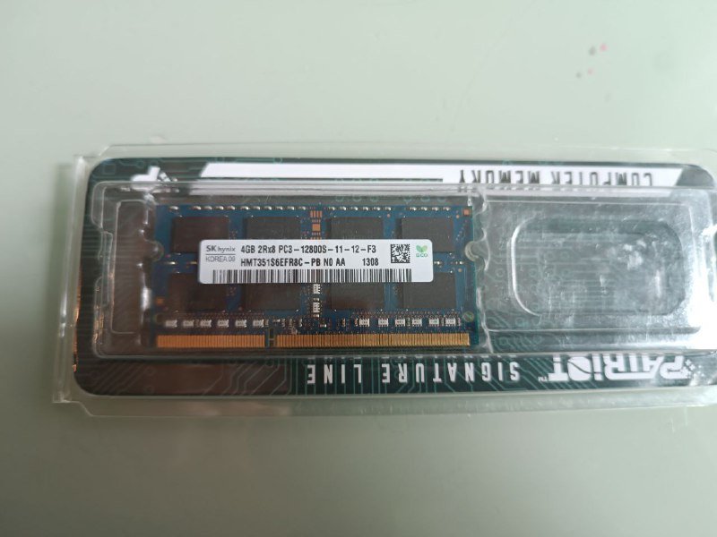 карты памяти 4 штуки