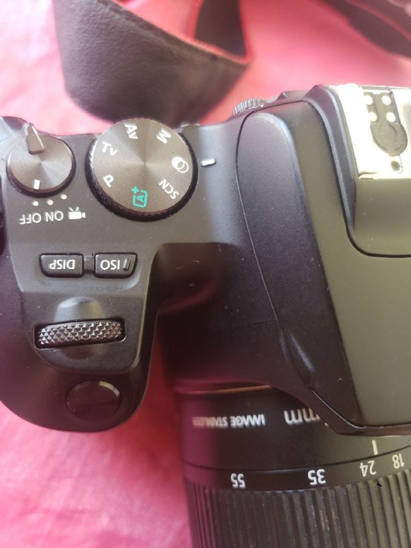 Фотоаппарат зеркалка Canon 250D 4