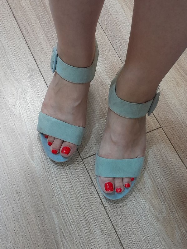 Босоножки Tamaris из натуральной замши 39-40 р.