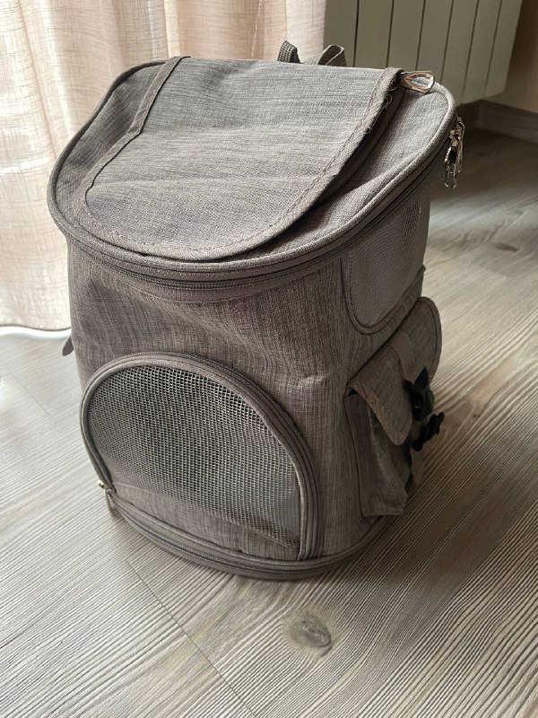 Переноска для кошки в виде рюкзака