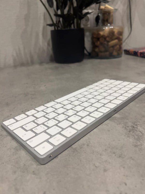 Apple Magic Keyboard model A1644