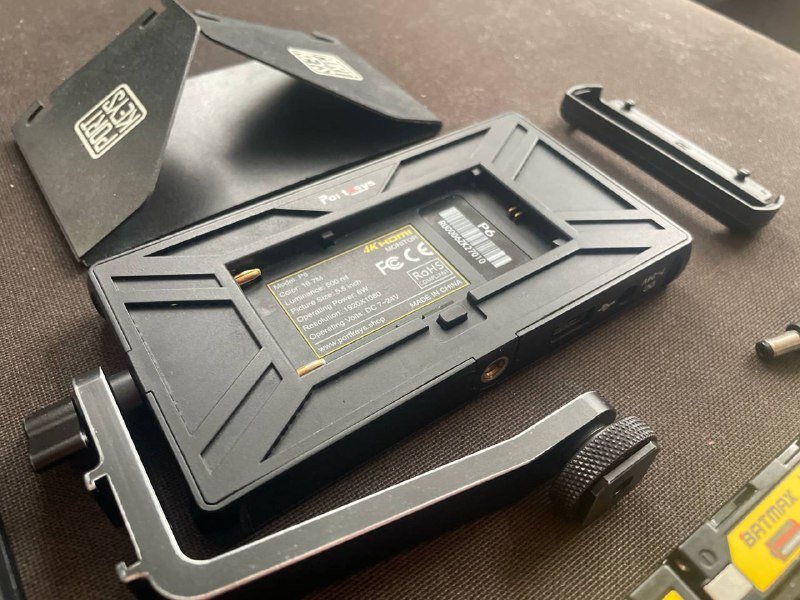 Накамерный монитор Portkeys P6 с аксессуарами 4