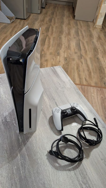 Sony PlayStation 5 slim Disk version, джойстик, кабели HDMI и питания 2