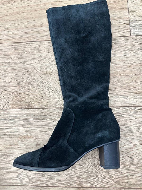 Юбка длинная, ботинки Hogl, шелковый топ, сапоги Hogl, джинсы Levi’s, футболки, платье Steven Schraut 4