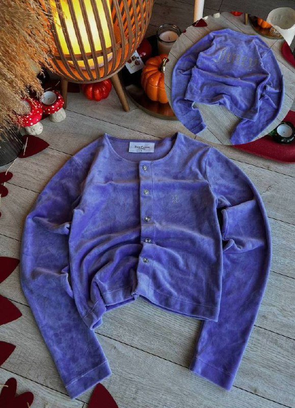 Плюшевые штаны клеш со стразами, плюшевая кофта фиолетовая