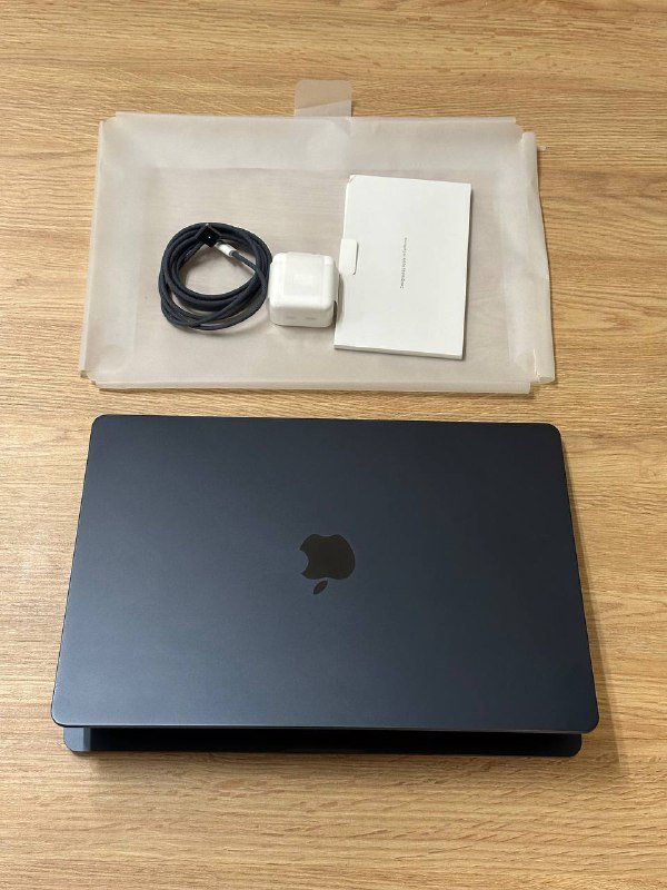 MacBook Air 15 M4 16/512