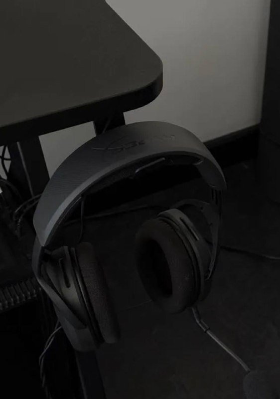 Компьютерный стол GAMELAB SPECTRUM Black 4