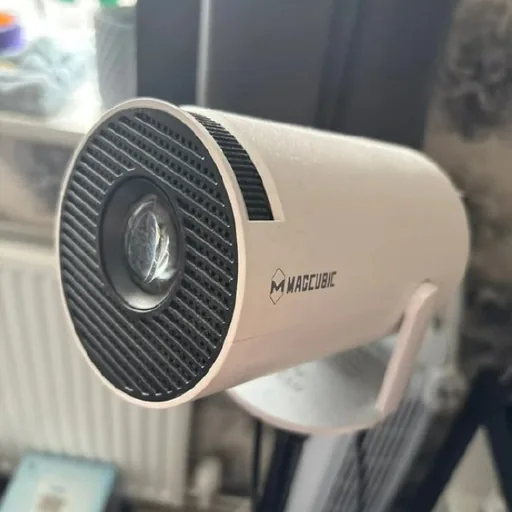 MAGCUBIC HY300PRO проектор