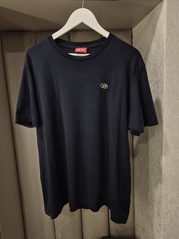 Кожаные куртки, футболка, кеды Diesel и другие 3