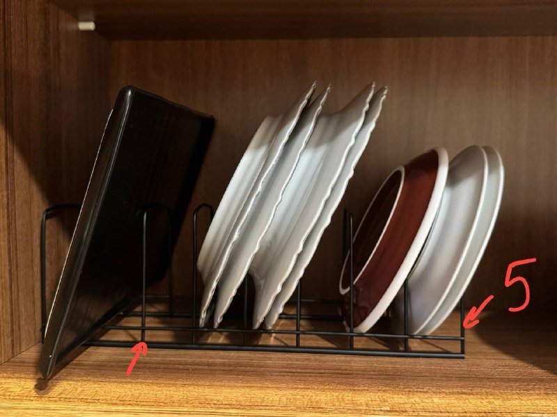 Фильтр для воды, клеенка, сотейник, ножи и кухонные принадлежности 9