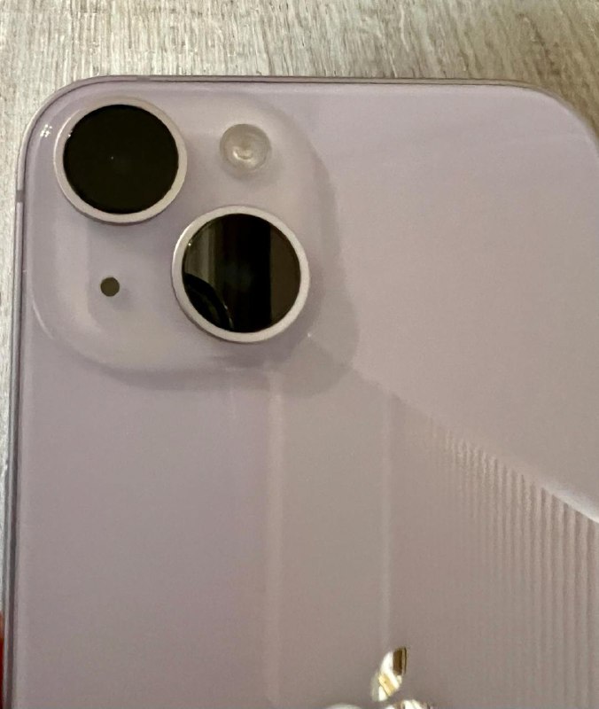 Apple iMac 24’’, iPhone 8, iPhone 14, Lenovo Monitor 10