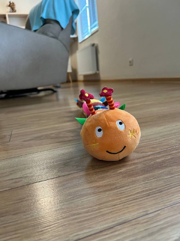 Гусеница шуршалка-погремушка