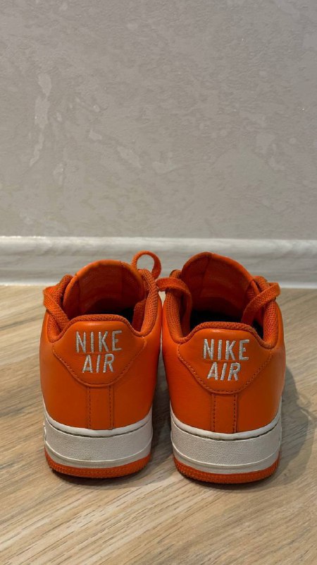 Кроссовки Nike Air Force оранжевые лимитированная серия 2