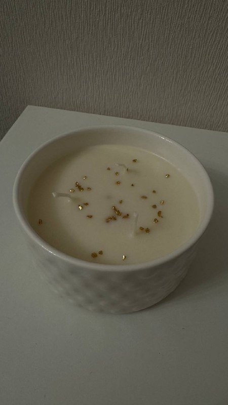 Большая ароматическая свеча в подарочном боксе 2