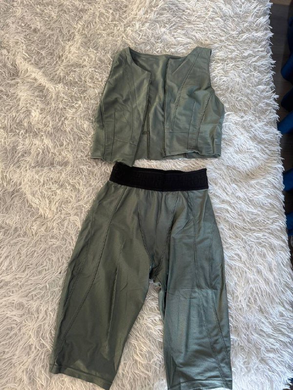 платье черное, платье MANGO, костюм IRNBY, лонг сетка, лонг красный леопард, лосины спортивные, шляпа летняя, кепка лео, комбез черный, майка с чашками 3