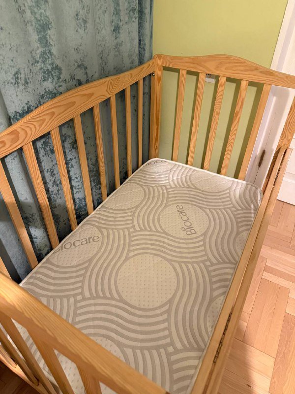 Детская деревянная кровать 2