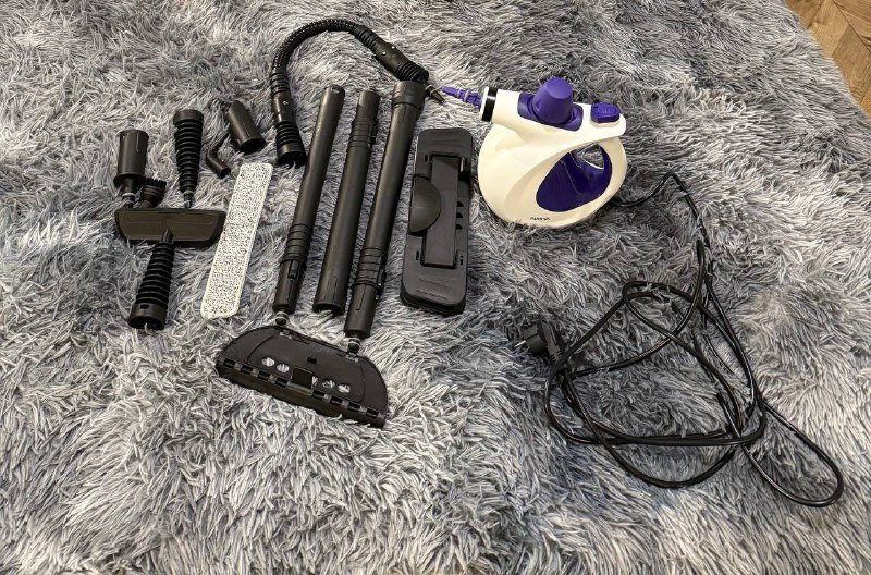 Пароочиститель со всей комплектацией