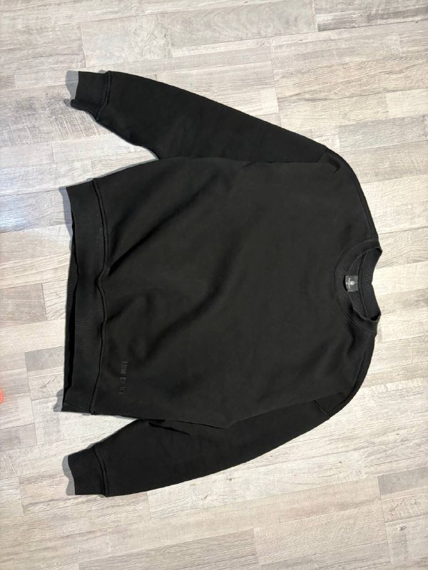 мужские кофты, куртки, свитер, футболка, шорты