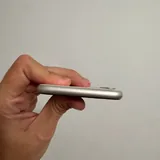 iPhone 11 128 GB 4