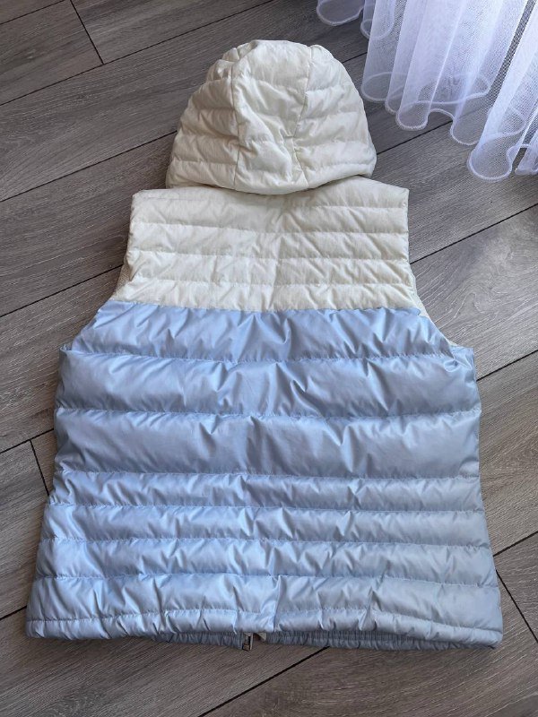 Женские жилетки с капюшоном Adidas и с черепом 2