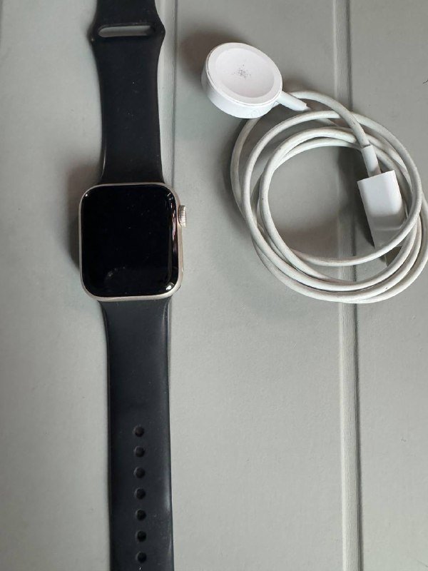 iPhone 15 Pro Max 256GB, Apple Watch SE 2 4