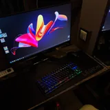 Компьютер, монитор Gigabyte 1