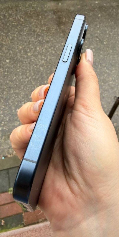 iPhone 15 Pro 256 GB Titanium Blue 6