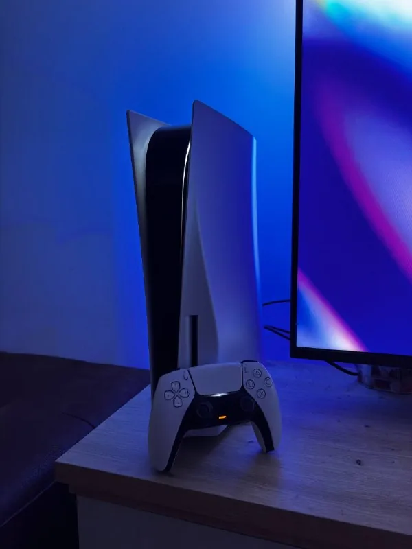 Playstation 5 PS5 Disc Edition Console with Controller 1