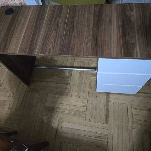 Письменный стол