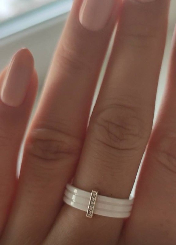 Кольцо из керамики и золота с бриллиантами 5