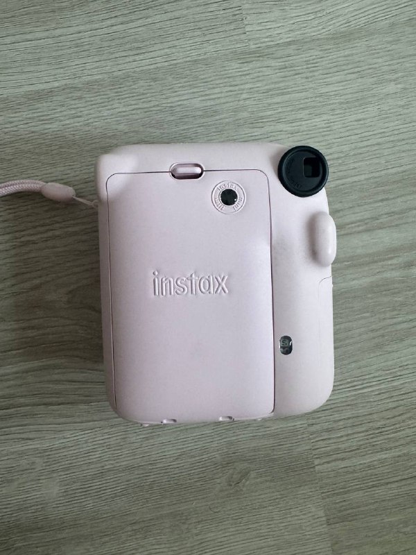 Полароид Instax mini 12 1