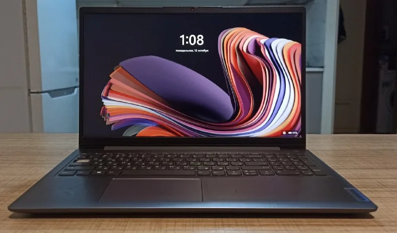 Ноутбук Lenovo IdeaPad 3 15ITL6 1