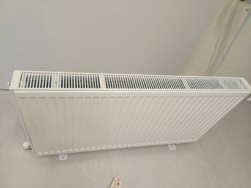 Новый радиатор 1600x60 см