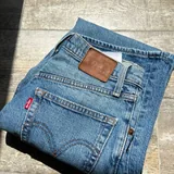 Женские джинсы Levi’s 3