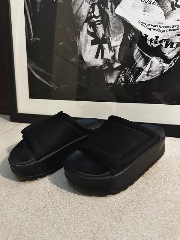 Сапоги 36, Шлепанцы Zara 36, Блузка H&M M, Футболка Cos M, Лонг weekday L, Юбка jaded london xs 2