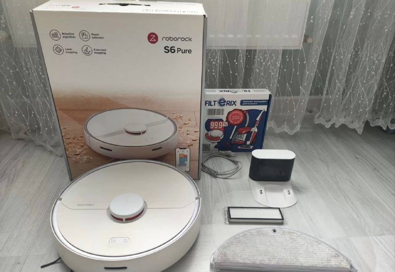 Робот-пылесос Roborock S6 Pure