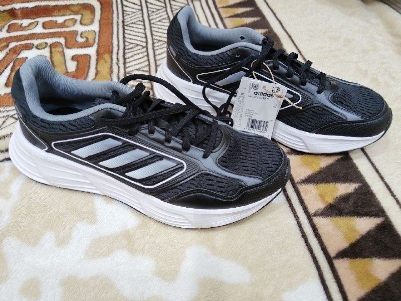 Кроссовки Adidas, тренировочные трусы 2