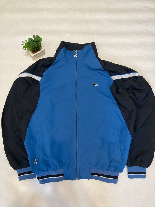 ветровка Lacoste размер М-Л