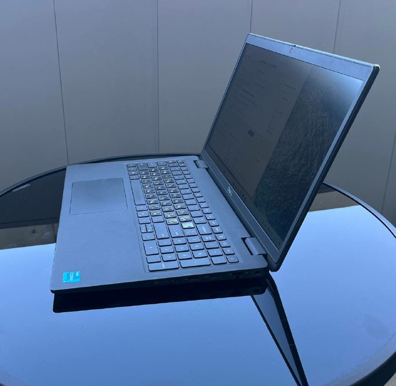 Dell latitude 3520 ноутбук i5-1135G7 ssd 256/16 4