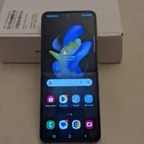 Samsung Z Flip 4 3