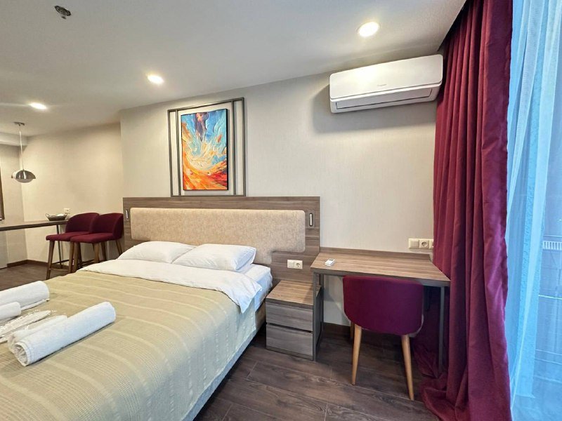 Просторная студия в аренду, 2 этаж, новый дом